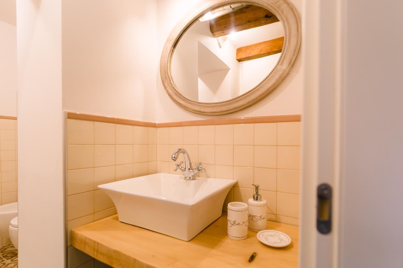 Historical And Luxury Apartment Bologna Ngoại thất bức ảnh