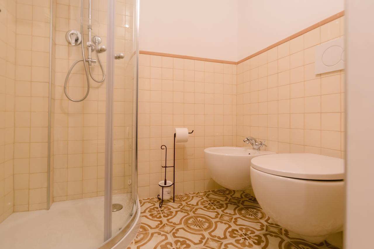 Historical And Luxury Apartment Bologna Ngoại thất bức ảnh